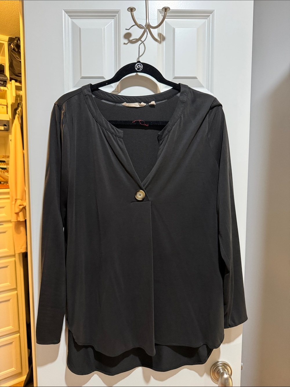 Soft Surroundings Black V-Neck Long Sleeve Blouse with Single Button